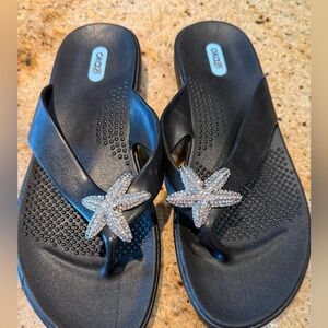 Black OKA B flip flops Sandals with diamond Starfish  - size L